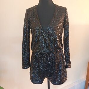 H&M Women's Black Sequins Romper Shorts Size 4 Long Sleeve V-Neck